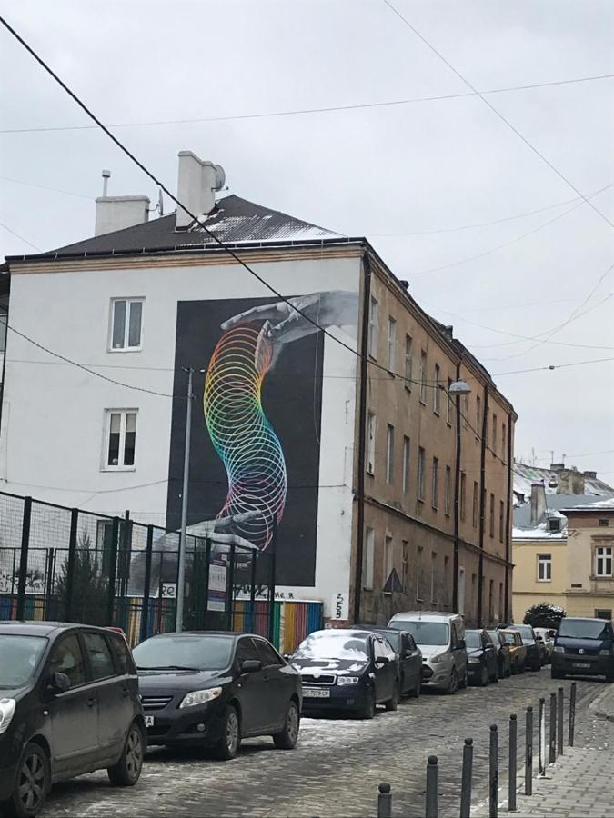 Львів Центр Міста Apartment In The Center Of Lviv Поруч Громадська Парковка Εξωτερικό φωτογραφία