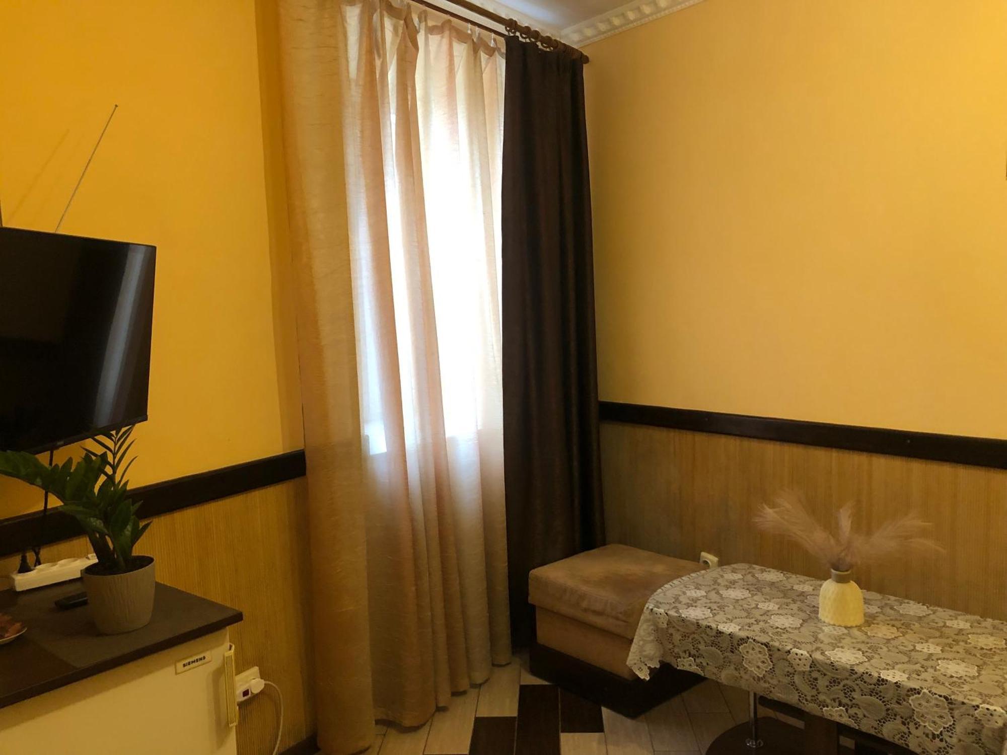 Львів Центр Міста Apartment In The Center Of Lviv Поруч Громадська Парковка Εξωτερικό φωτογραφία